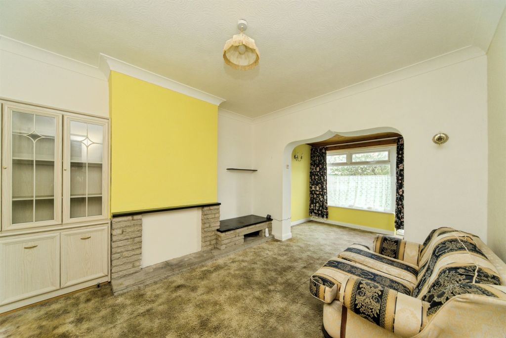 Property photo 2 of 20