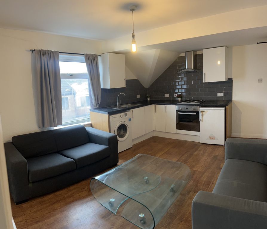 Property photo 1 of 5