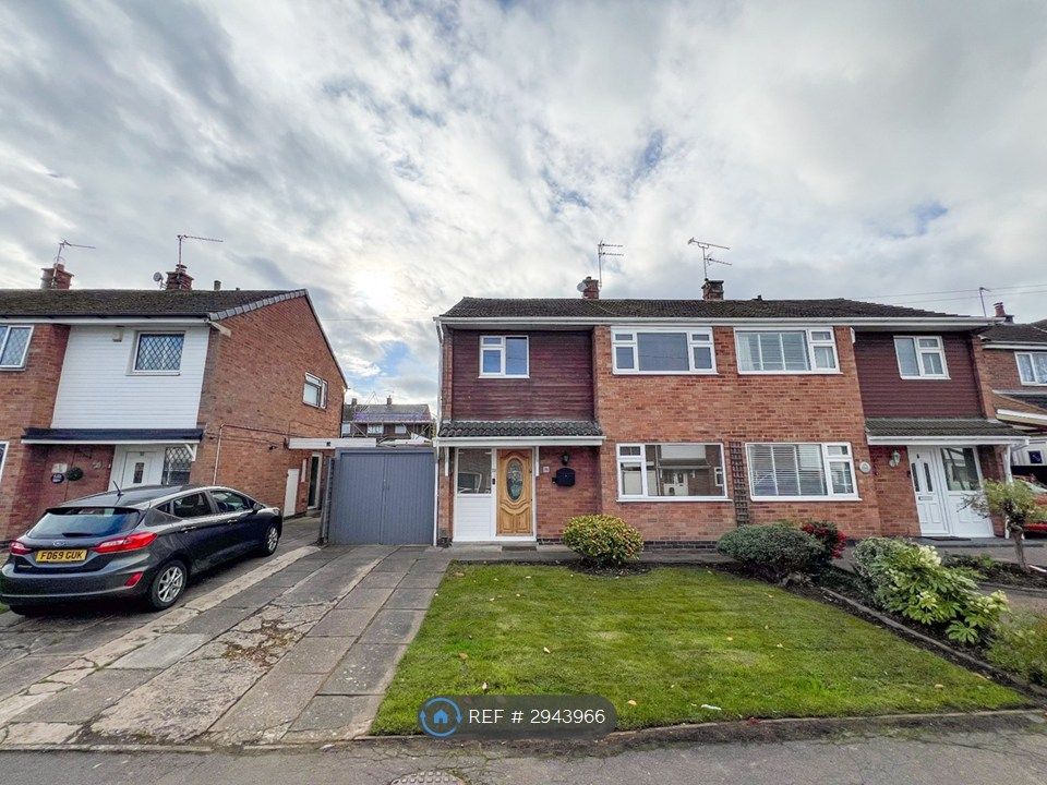 Property photo 1 of 32