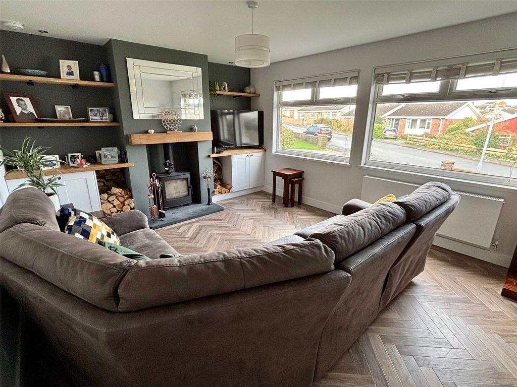 Additional image 19 of 3 bed bungalow for saleSkomer Drive, Milford Haven, Pembrokeshire SA73