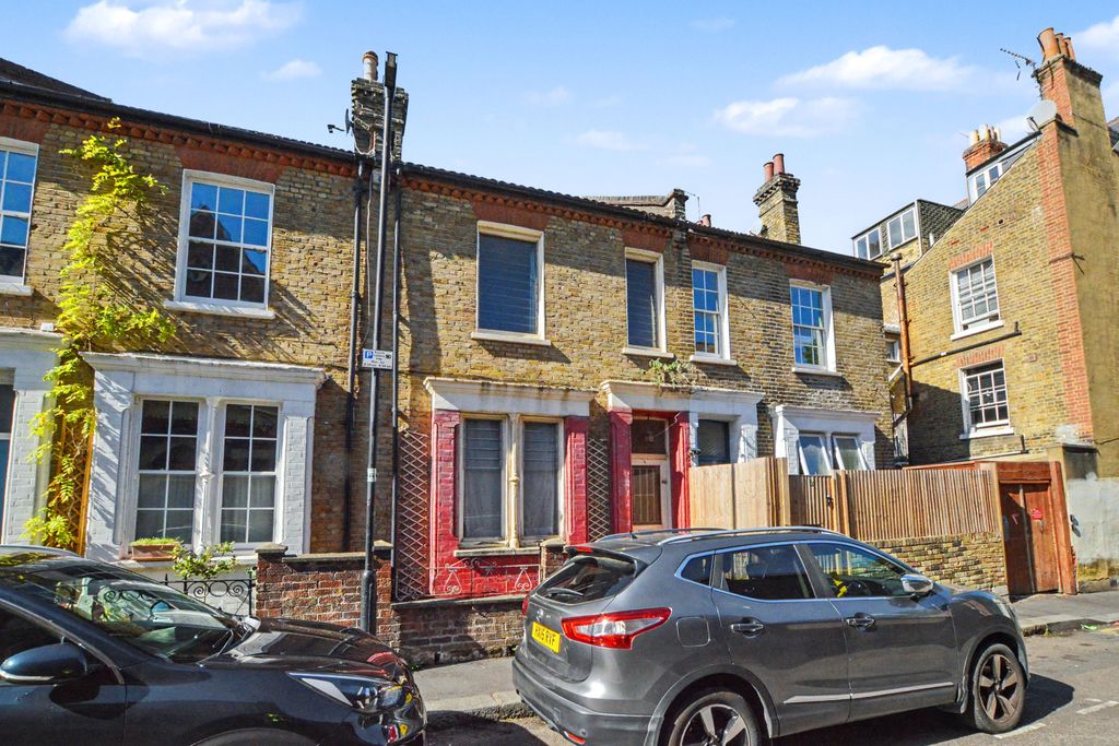 Property photo 2 of 17 4 Nelsons Row, Clapham, London, Sw4 7Jt