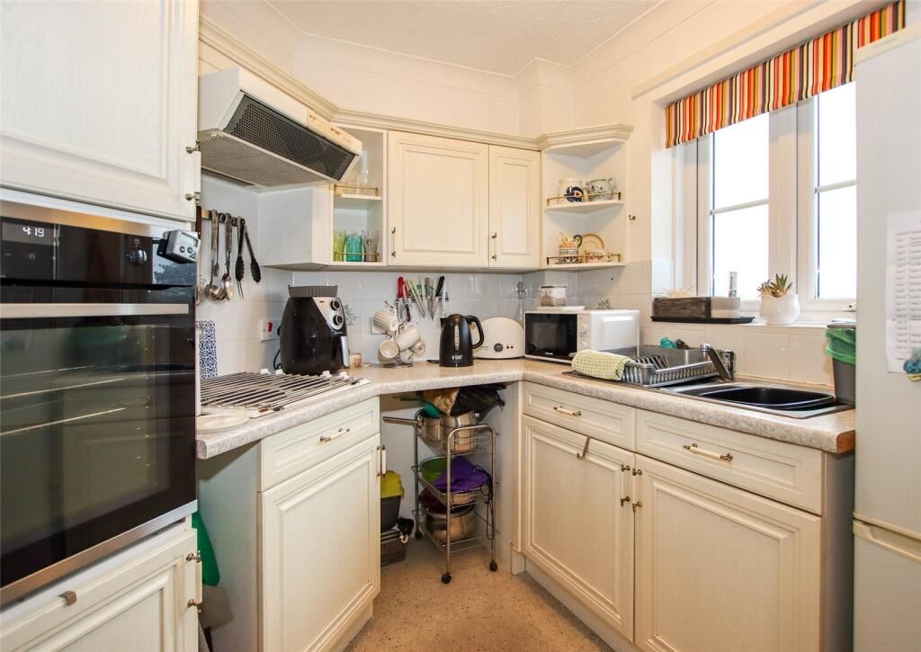 Property photo 3 of 7