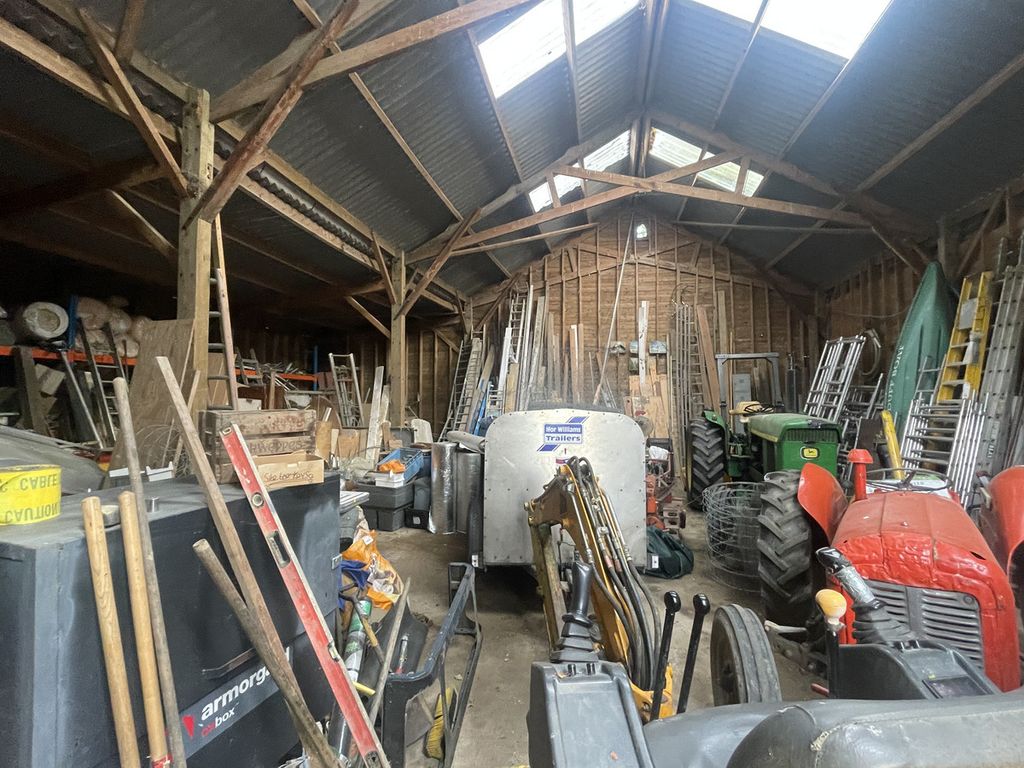 Property photo 2 of 2