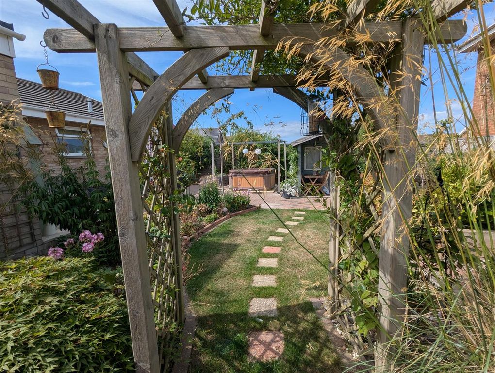 Property photo 2 of 22 Pxl_20250808_140443663.Jpg