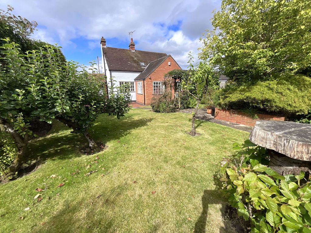 Property photo 2 of 18