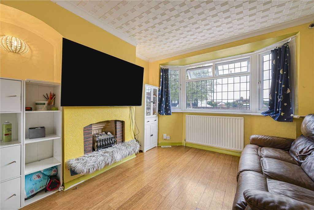 Property photo 3 of 21 Picture No. 11