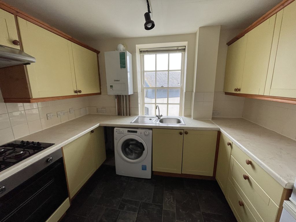 Property photo 2 of 6 Gallery