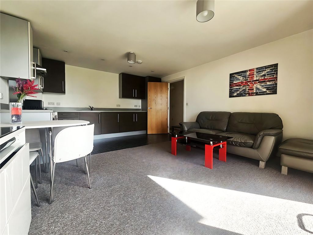 Property photo 3 of 11 Picture No. 04