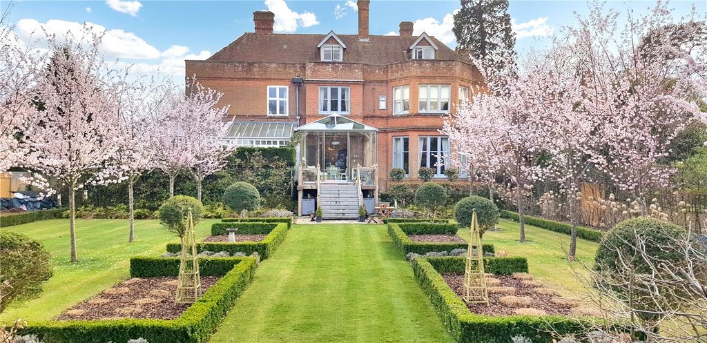 Property photo 1 of 18 Picture No. 11