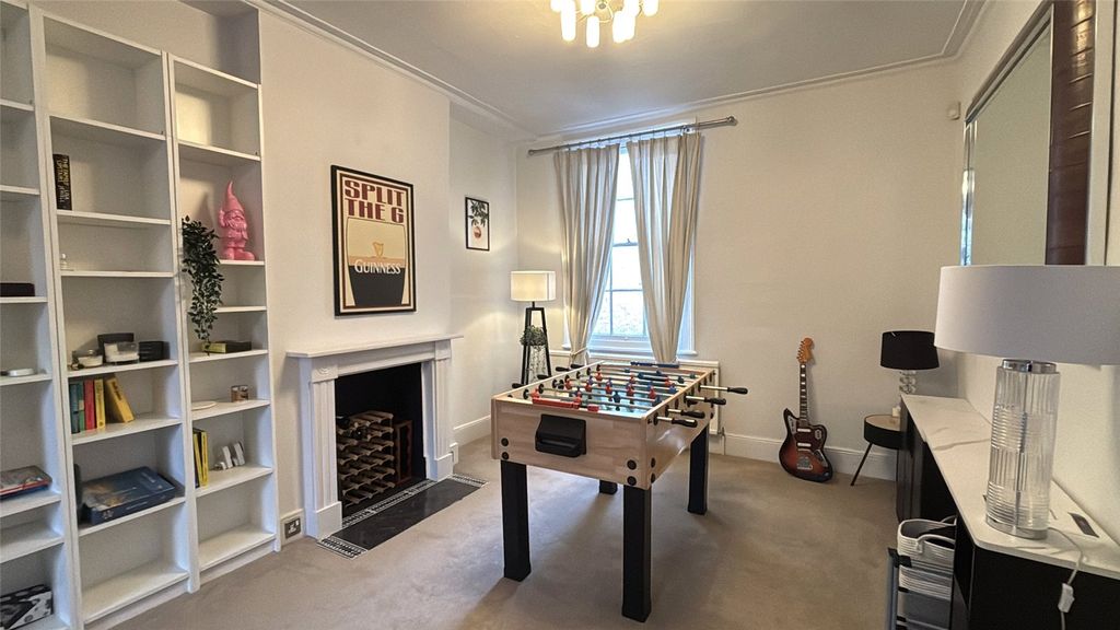 Property photo 3 of 14 Picture No. 05