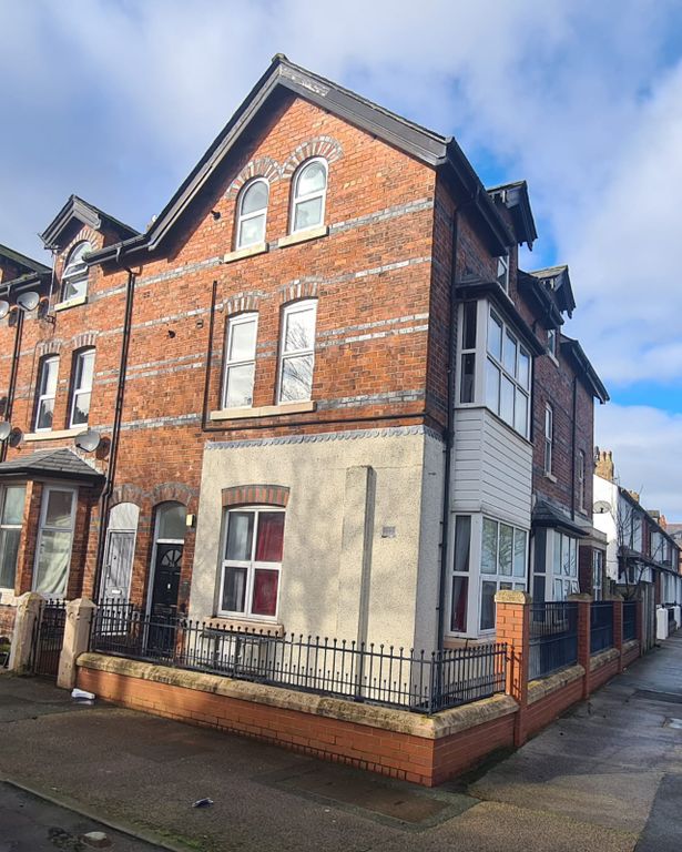 Property photo 1 of 11