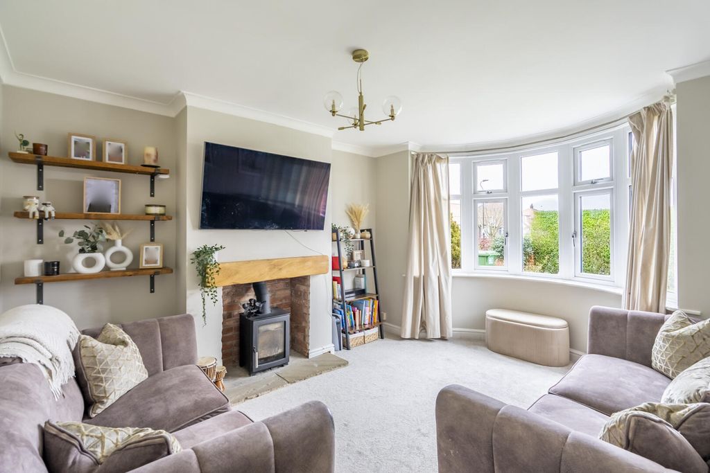 Property photo 2 of 17 Living Room