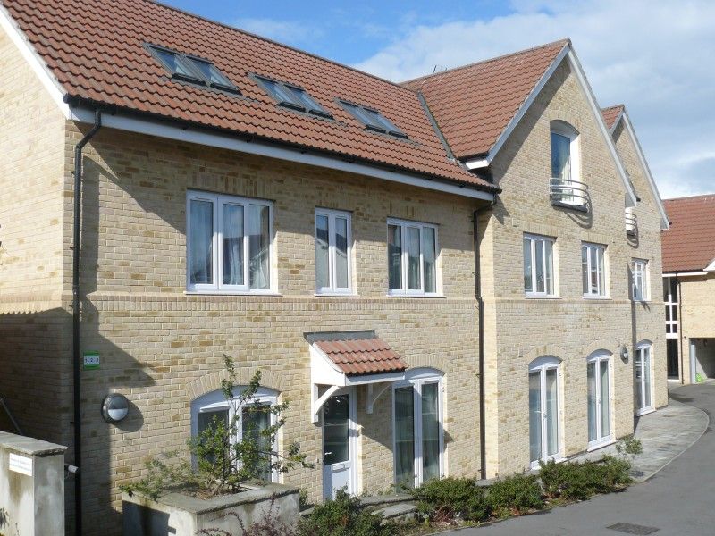 Property photo 1 of 4