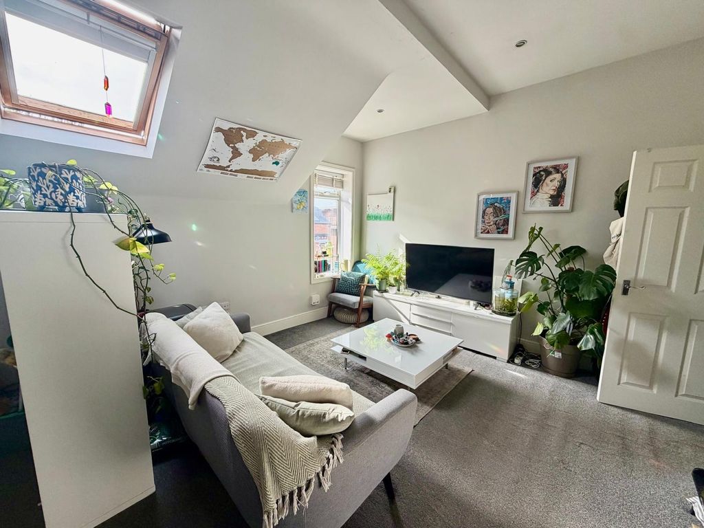 Property photo 1 of 4