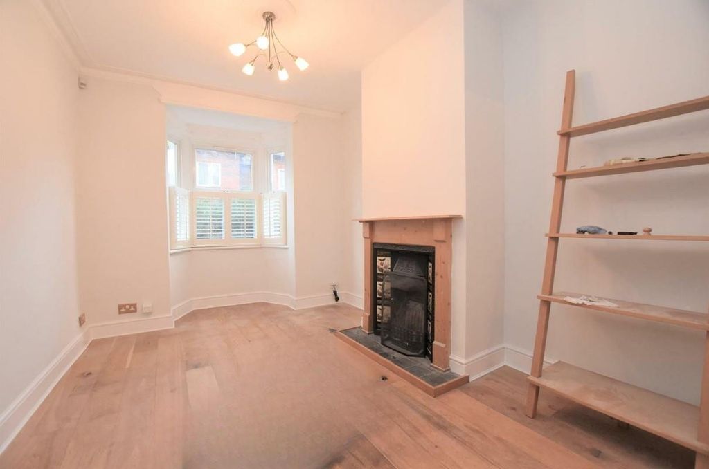 Property photo 3 of 10 Living Room.Jpg