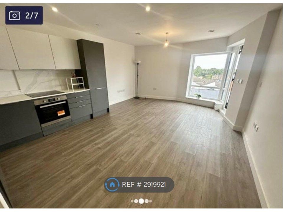 Property photo 3 of 4