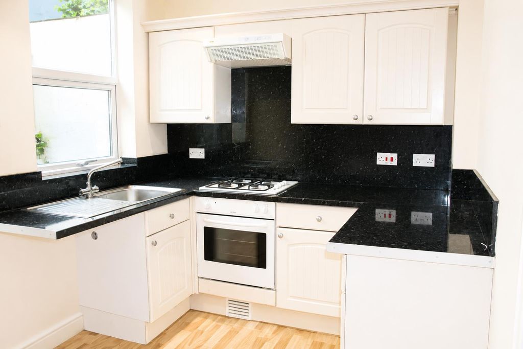 Property photo 2 of 3 K.Png