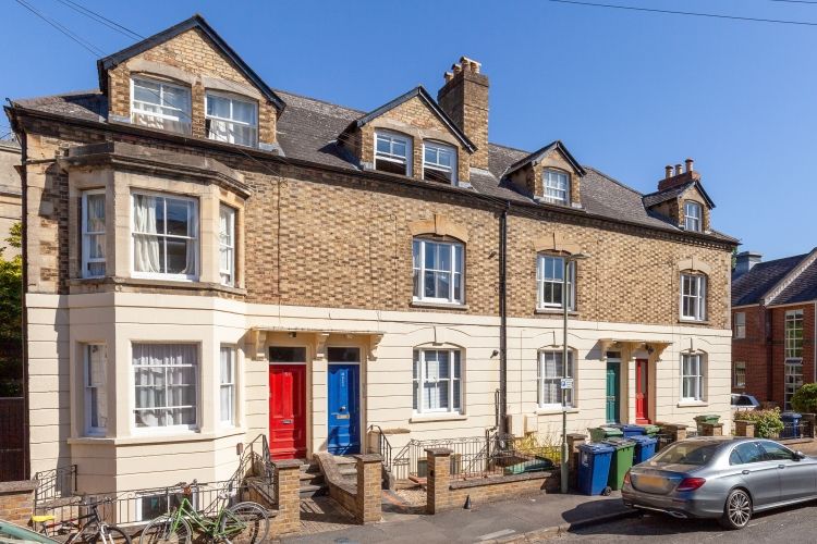 Property photo 1 of 7 201134
