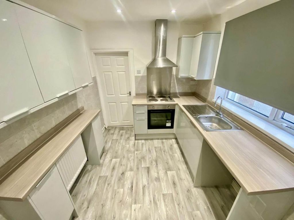 Property photo 1 of 15 B330E2Aa-d210-4E1d-B32F-cd674Eae0Ad9