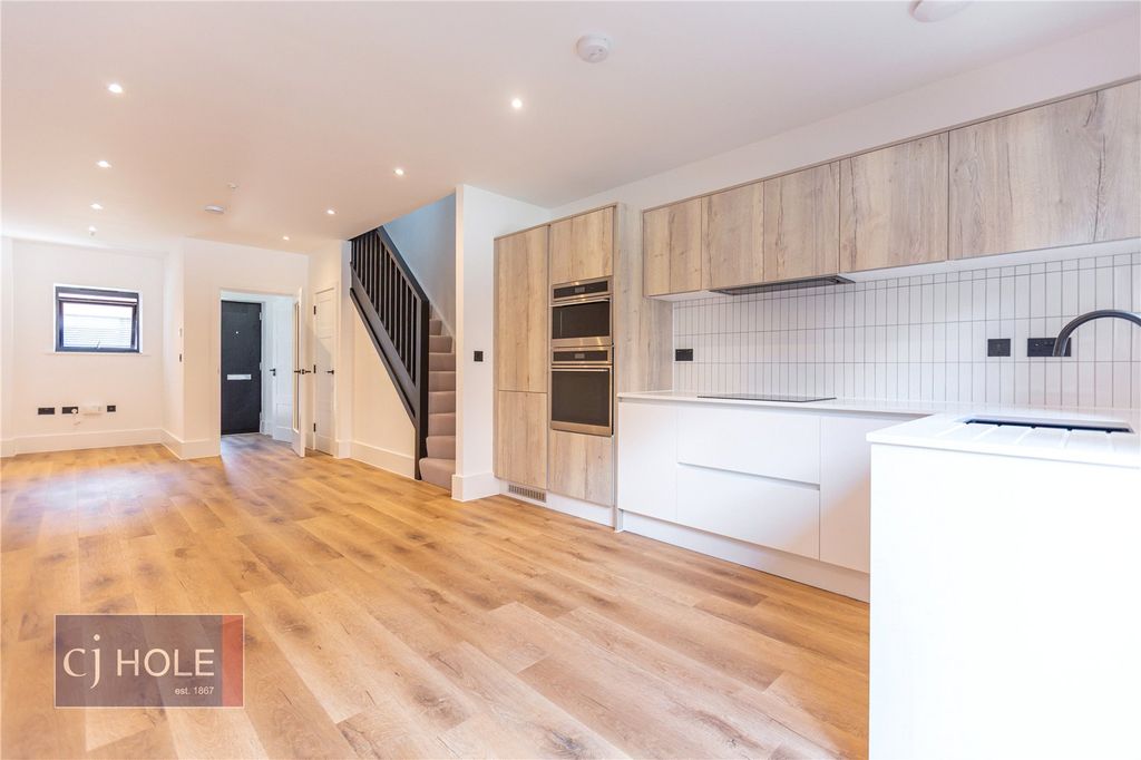 Property photo 2 of 12 Picture No. 65