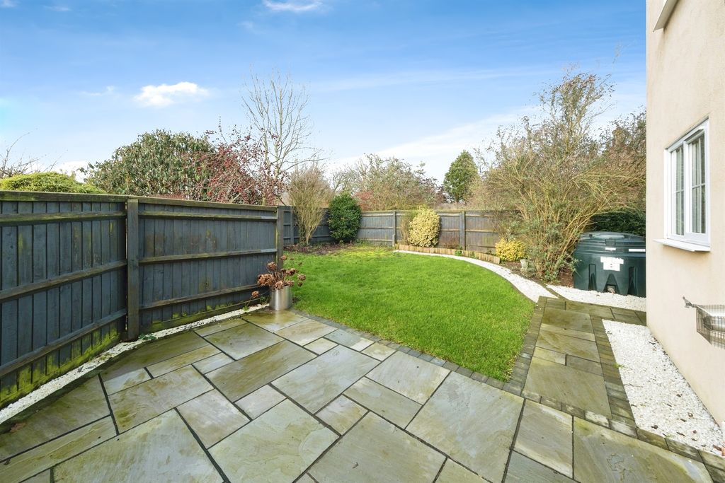 Property photo 3 of 16