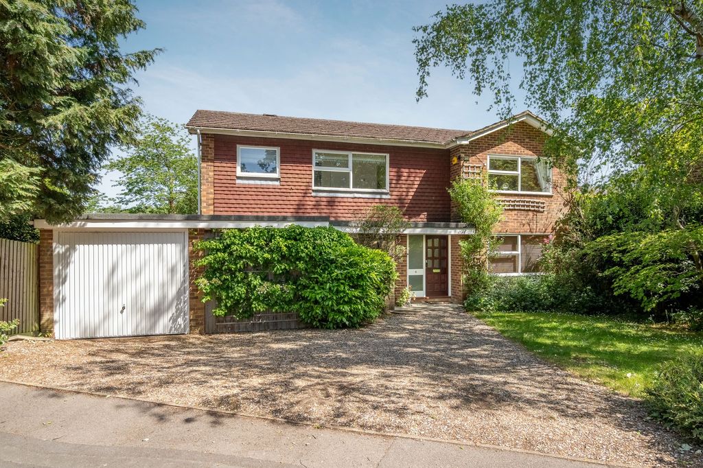 Property photo 1 of 11