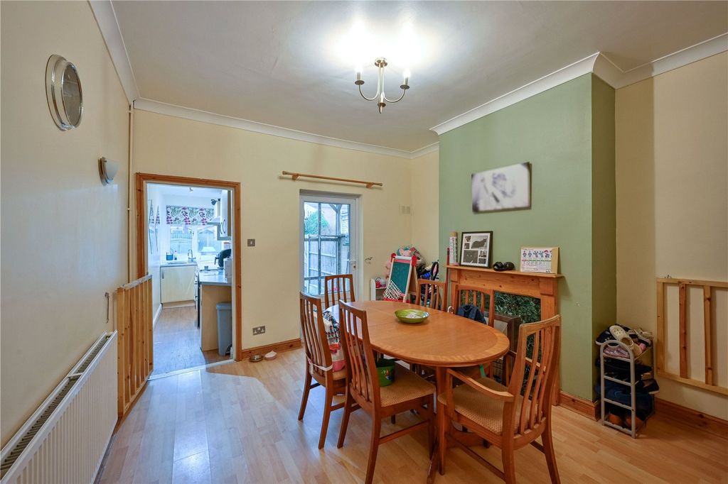 Property photo 3 of 16 Picture No. 06