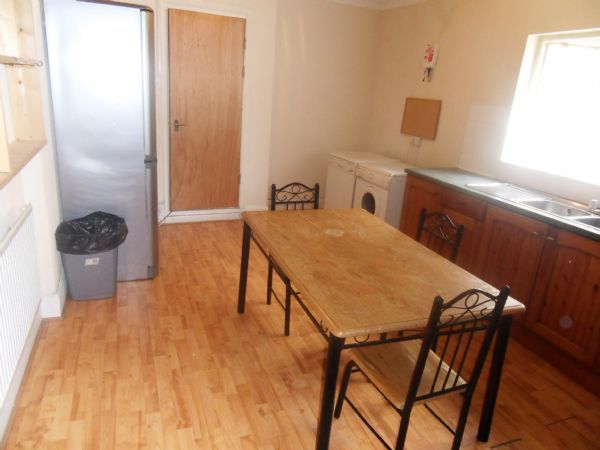 Property photo 3 of 4