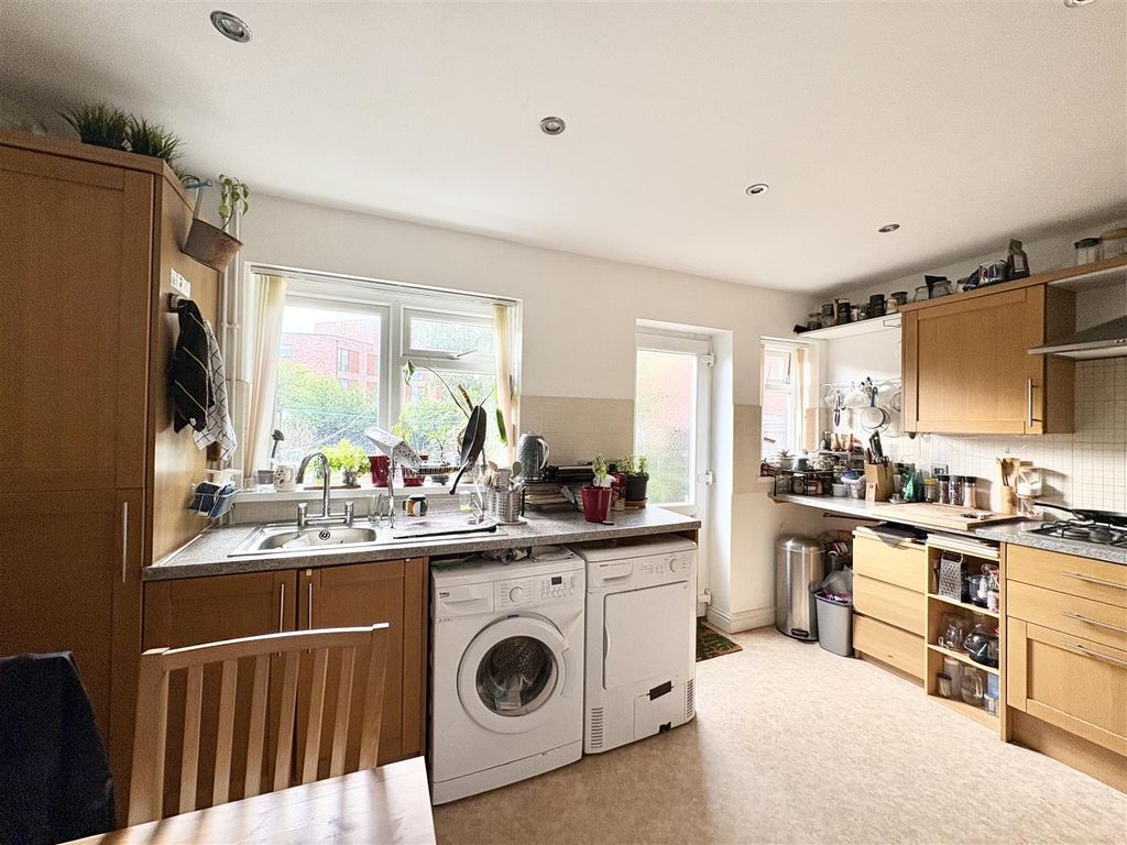 Property photo 2 of 12 Image00012.Jpeg