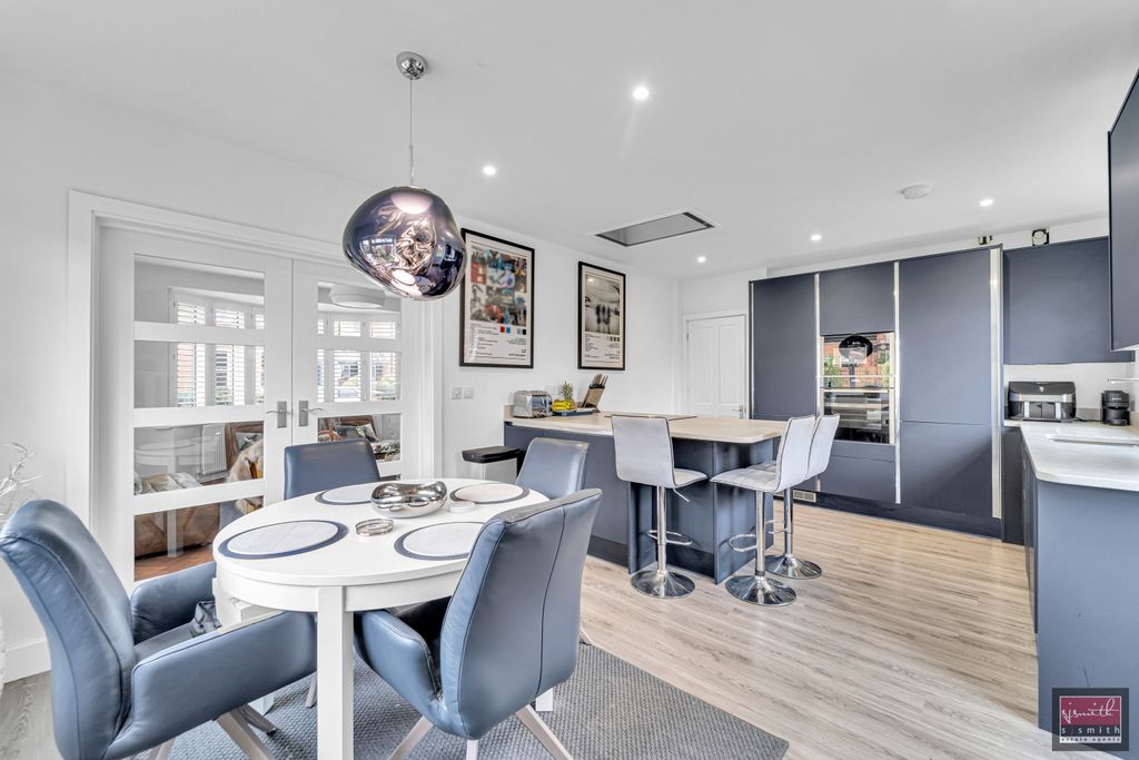 Property photo 2 of 16 Dsc09694