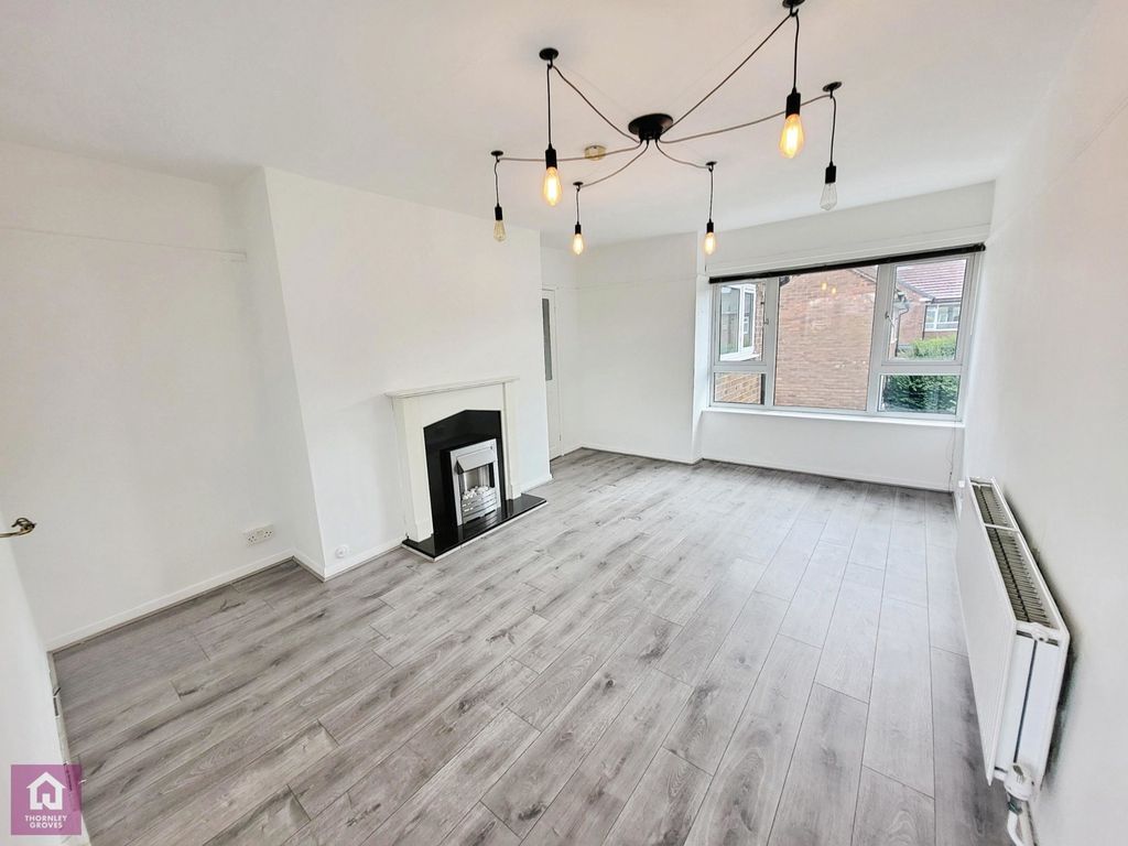 Property photo 2 of 15 Pbox-Img.Jpg