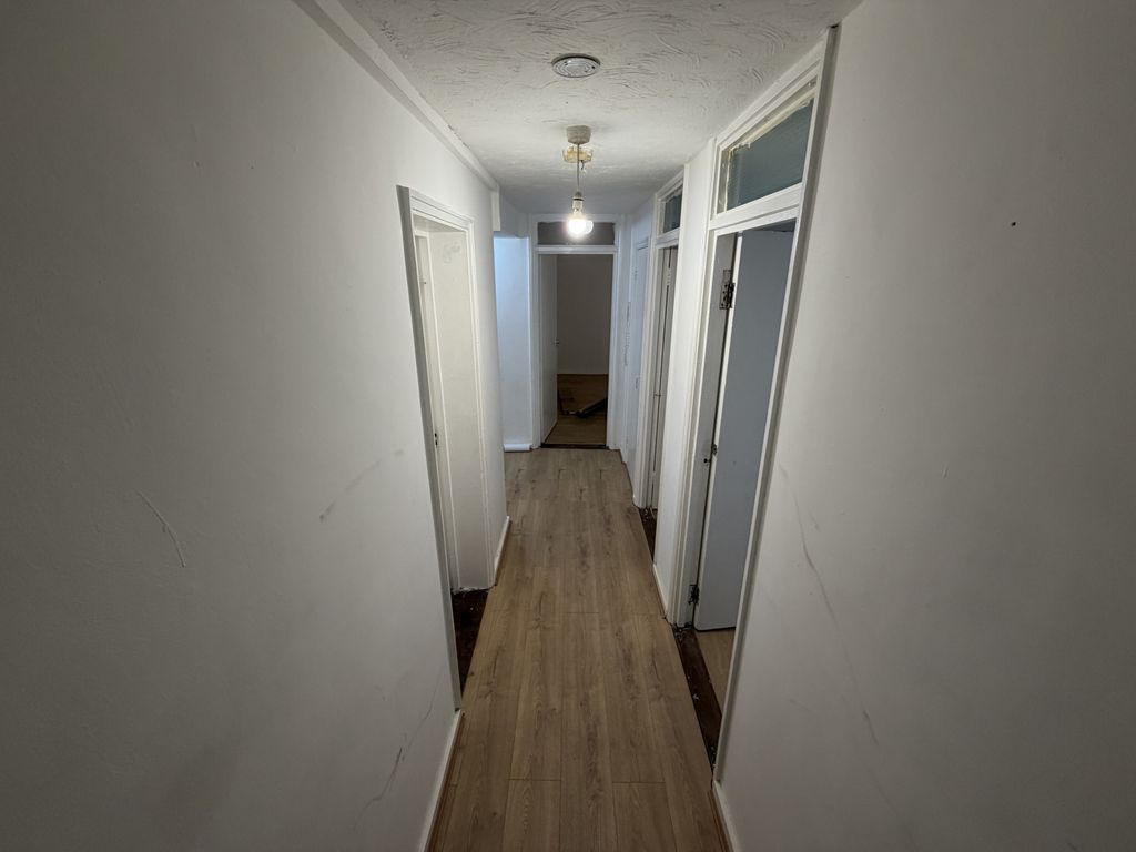 Property photo 1 of 8 3 Bed Flat To Rent Clarendon Street, Portsmouth Po1