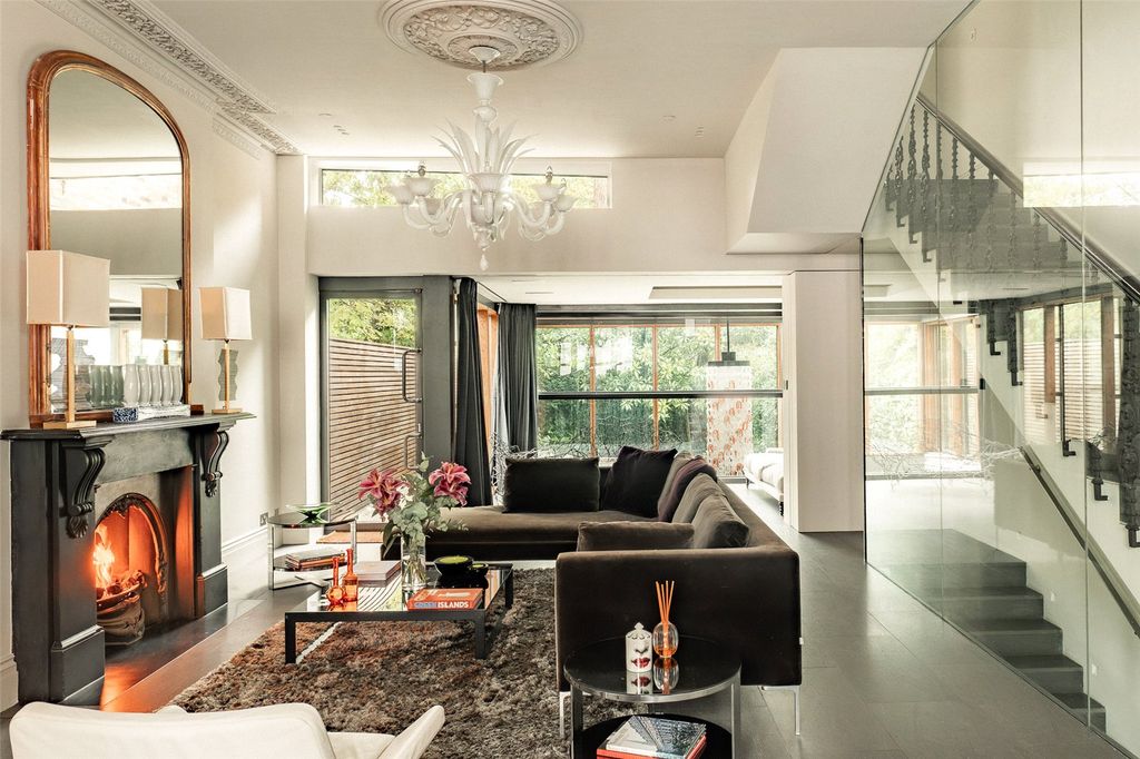 Property photo 1 of 16 Reception Room