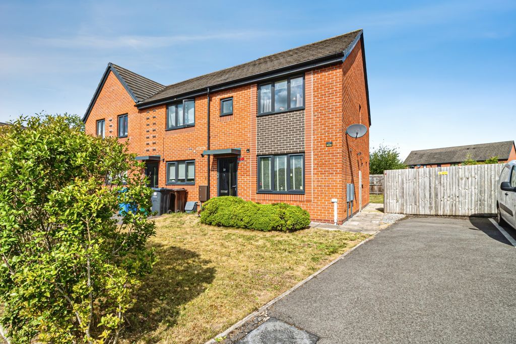 Property photo 1 of 17 5O3A0031