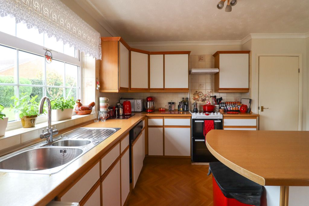 Property photo 3 of 25 4538959