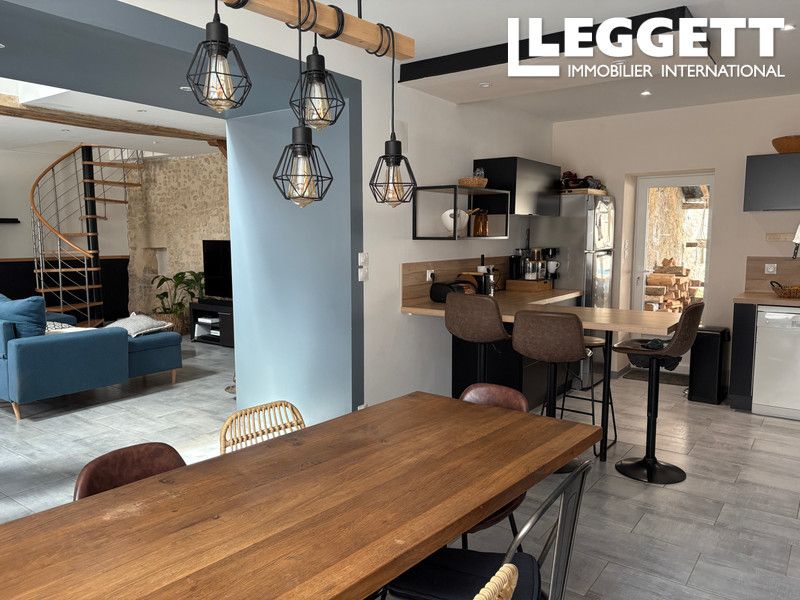 Property photo 3 of 10