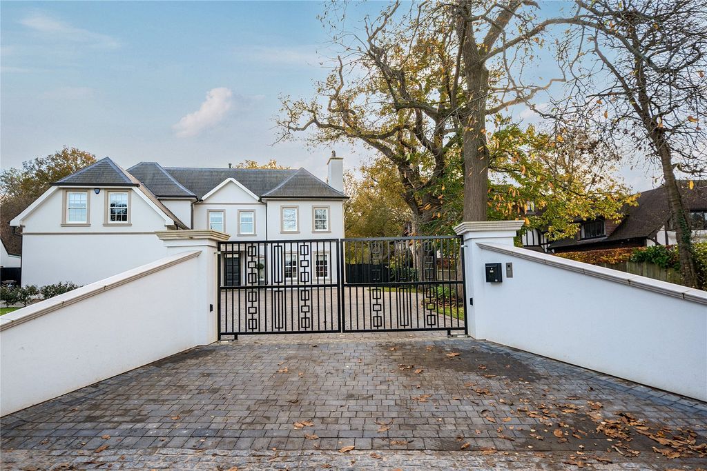 Property photo 3 of 36 Picture No. 05