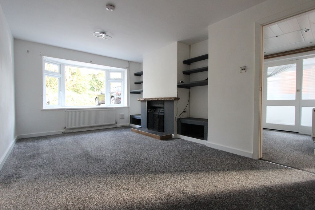 Property photo 2 of 13 Photo 8