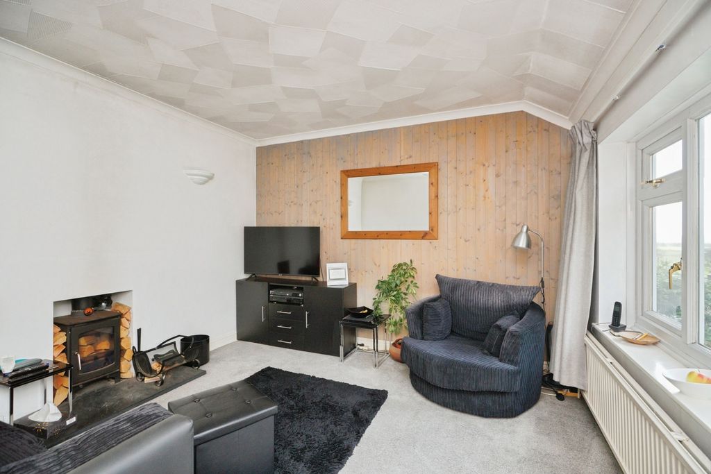 Property photo 2 of 29 Pbox-Img.Jpg