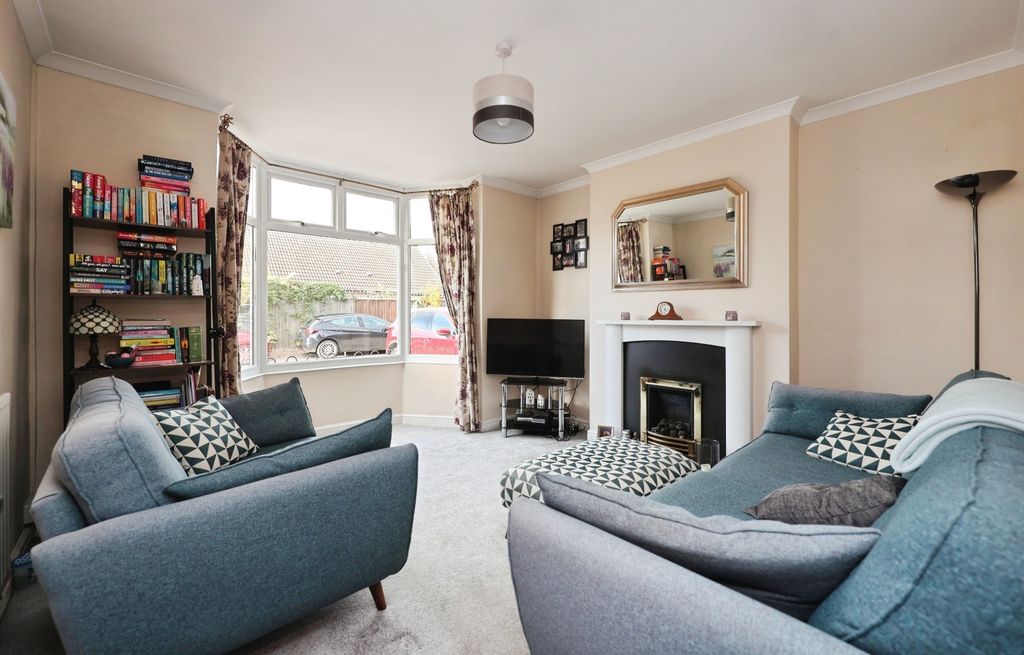 Property photo 3 of 23 4649994