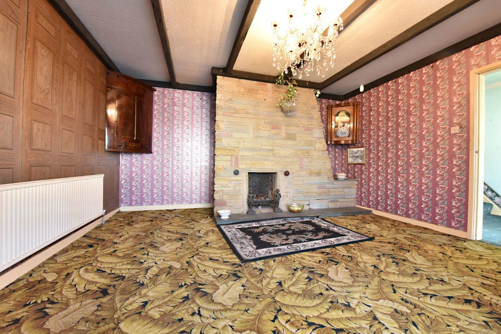 Property photo 3 of 24
