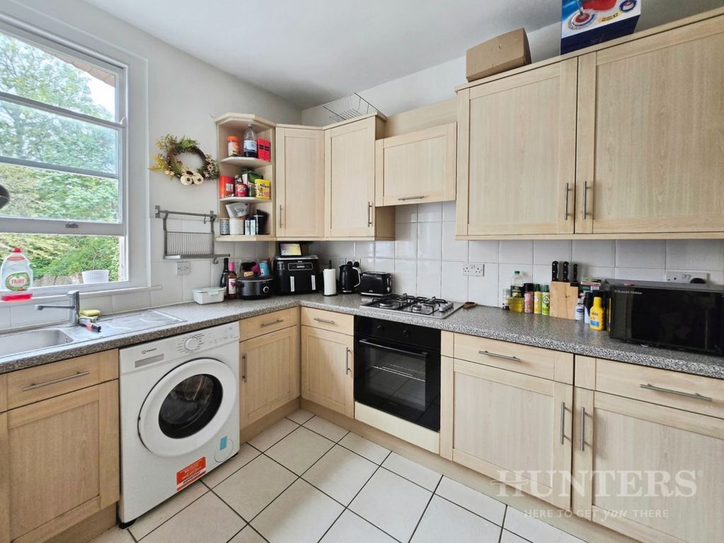 Property photo 3 of 20 Pbox-Img.Jpg