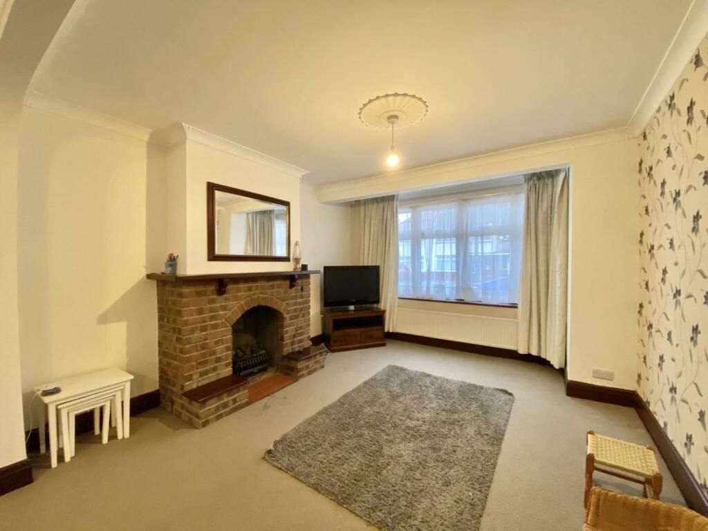 Property photo 2 of 14