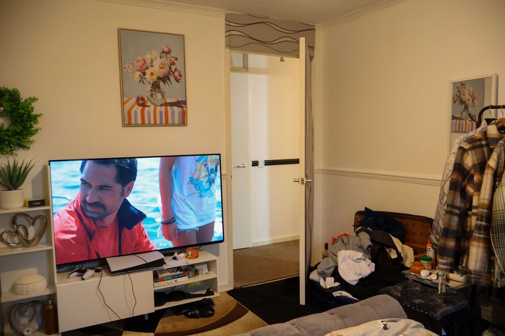 Property photo 3 of 21