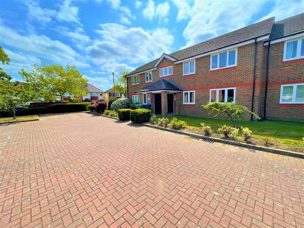 Property photo 1 of 8 6B8c9E60-8B7d-477B-9A86-B7Da12962958.Jpg