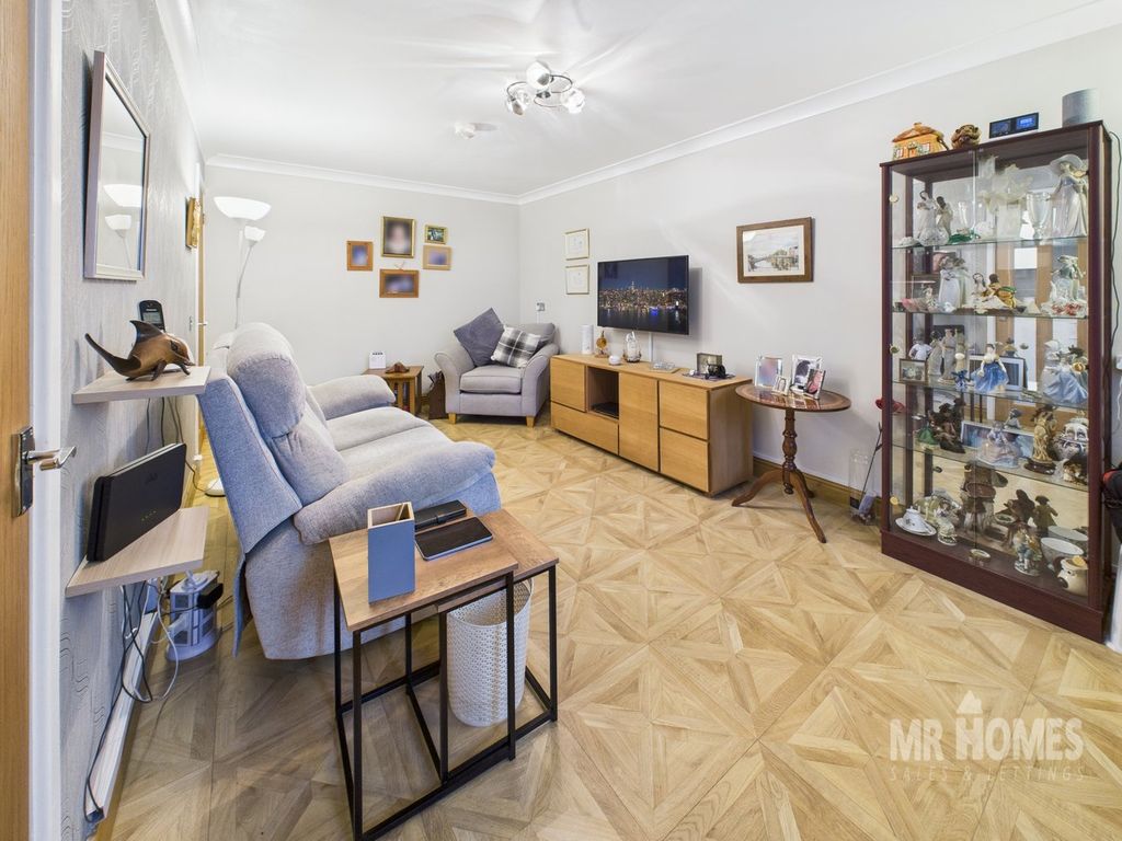 Property photo 2 of 29