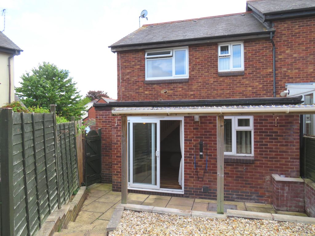 Property photo 2 of 7 Front