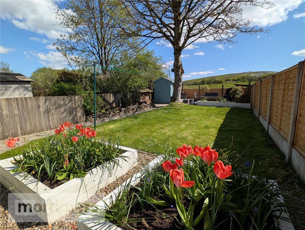 Property photo 3 of 19 Garden