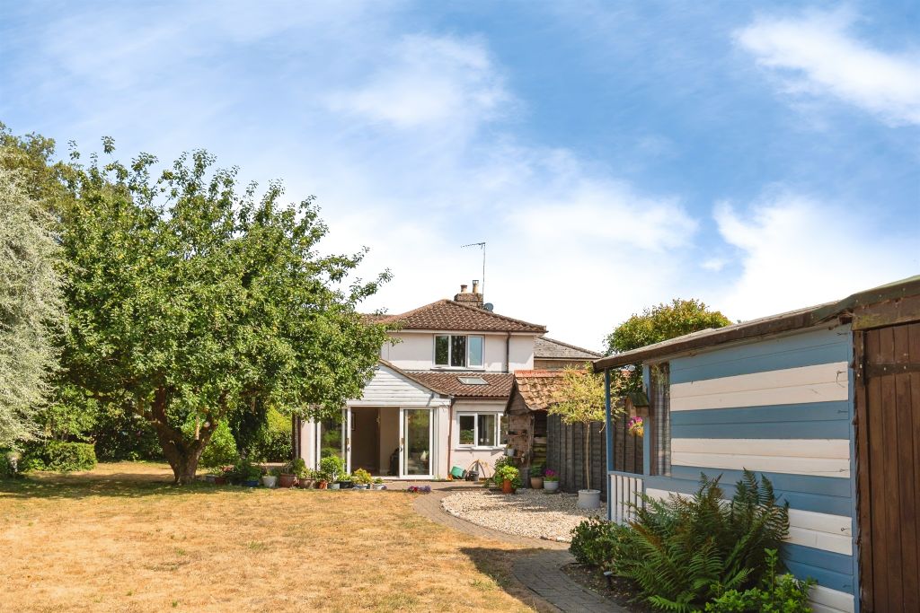Property photo 2 of 22