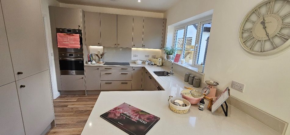 Property photo 2 of 11